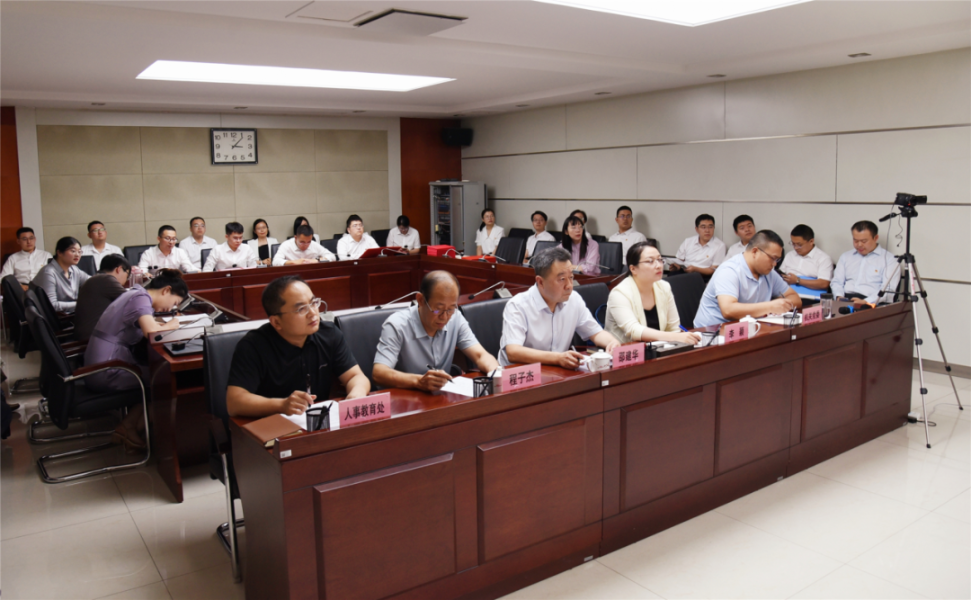 省工业和信息化厅举办“工信青年心向党 拼...